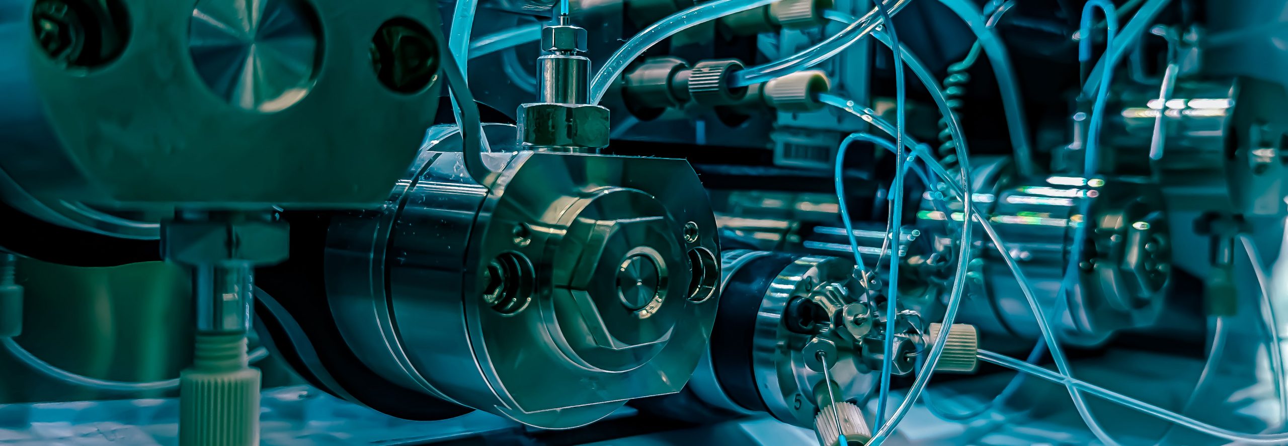 close up of HPLC pumps technologies Biofidus AG